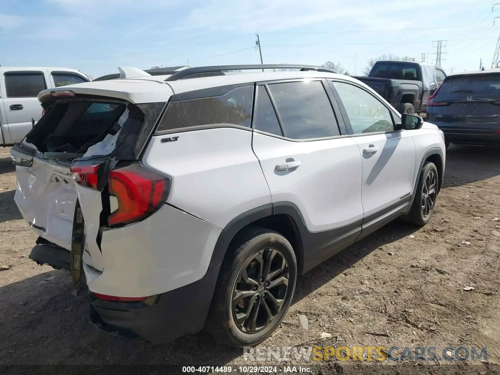 4 fotografías del automóvil dañado 3GKALVEV6ML303360 GMC TERRAIN 2021