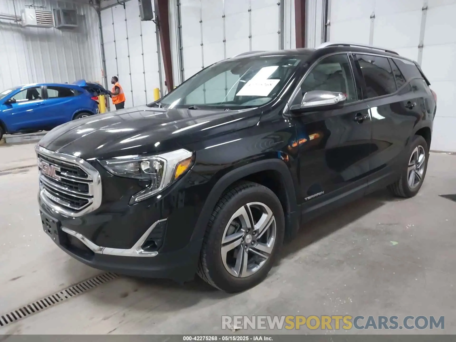 2 fotografías del automóvil dañado 3GKALVEV6ML330655 GMC TERRAIN 2021