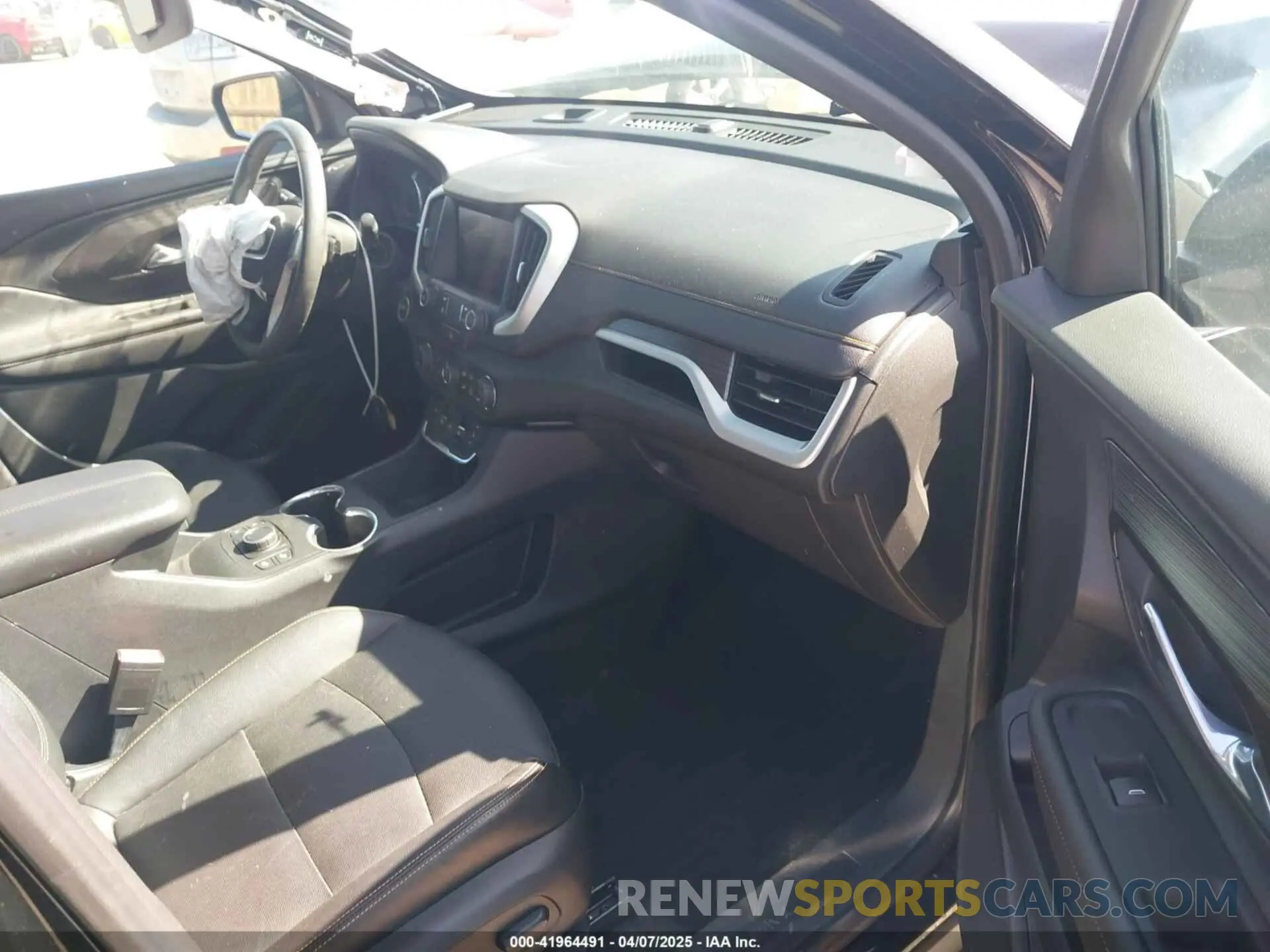 5 fotografías del automóvil dañado 3GKALVEV6ML388149 GMC TERRAIN 2021