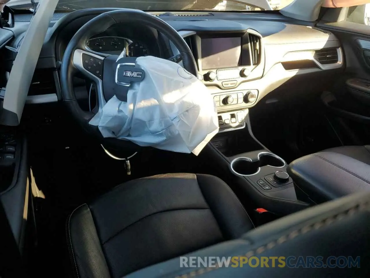 8 fotografías del automóvil dañado 3GKALVEV8ML326669 GMC TERRAIN 2021