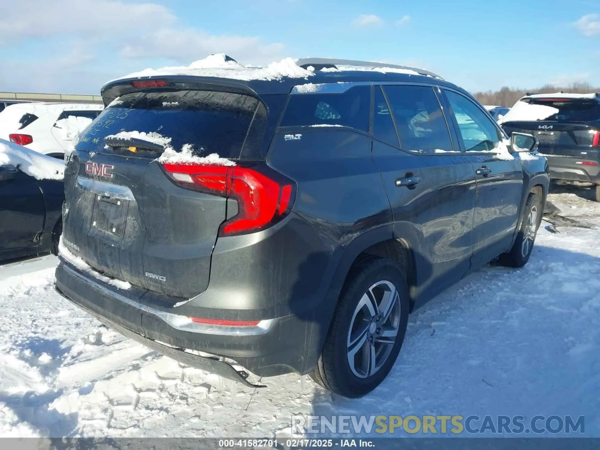 4 fotografías del automóvil dañado 3GKALVEV8ML374592 GMC TERRAIN 2021