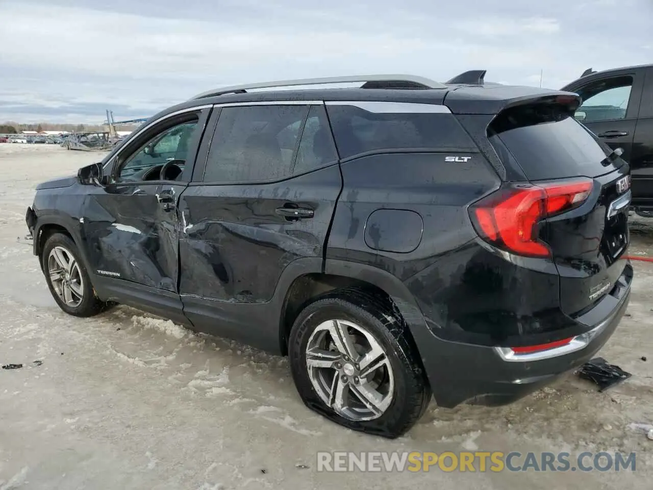 2 fotografías del automóvil dañado 3GKALVEV9ML396939 GMC TERRAIN 2021