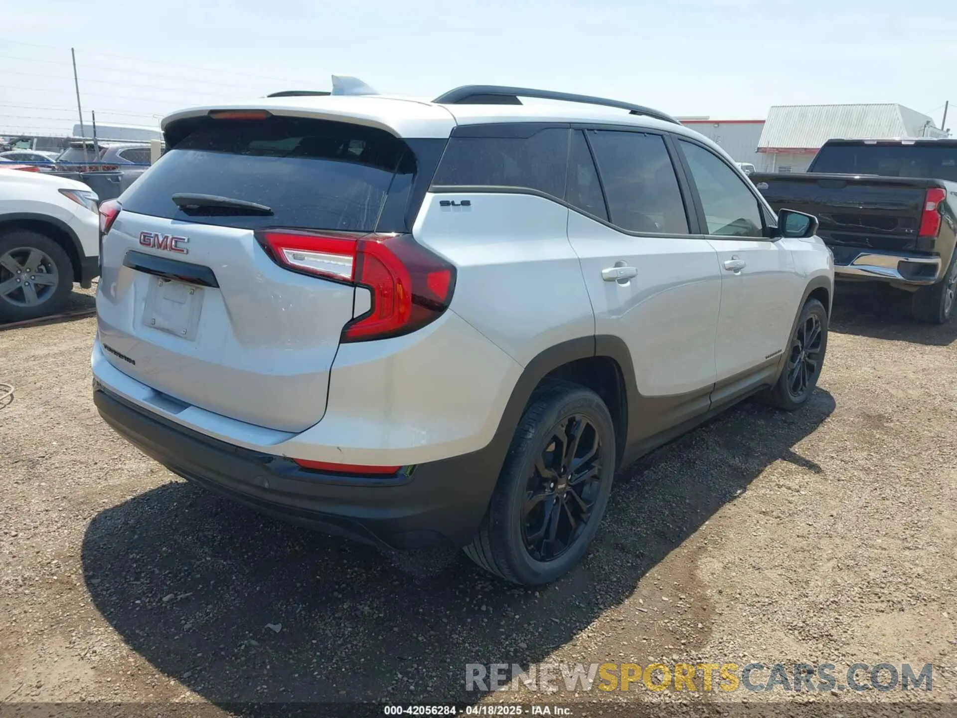 4 fotografías del automóvil dañado 3GKALMEV0NL277270 GMC TERRAIN 2022