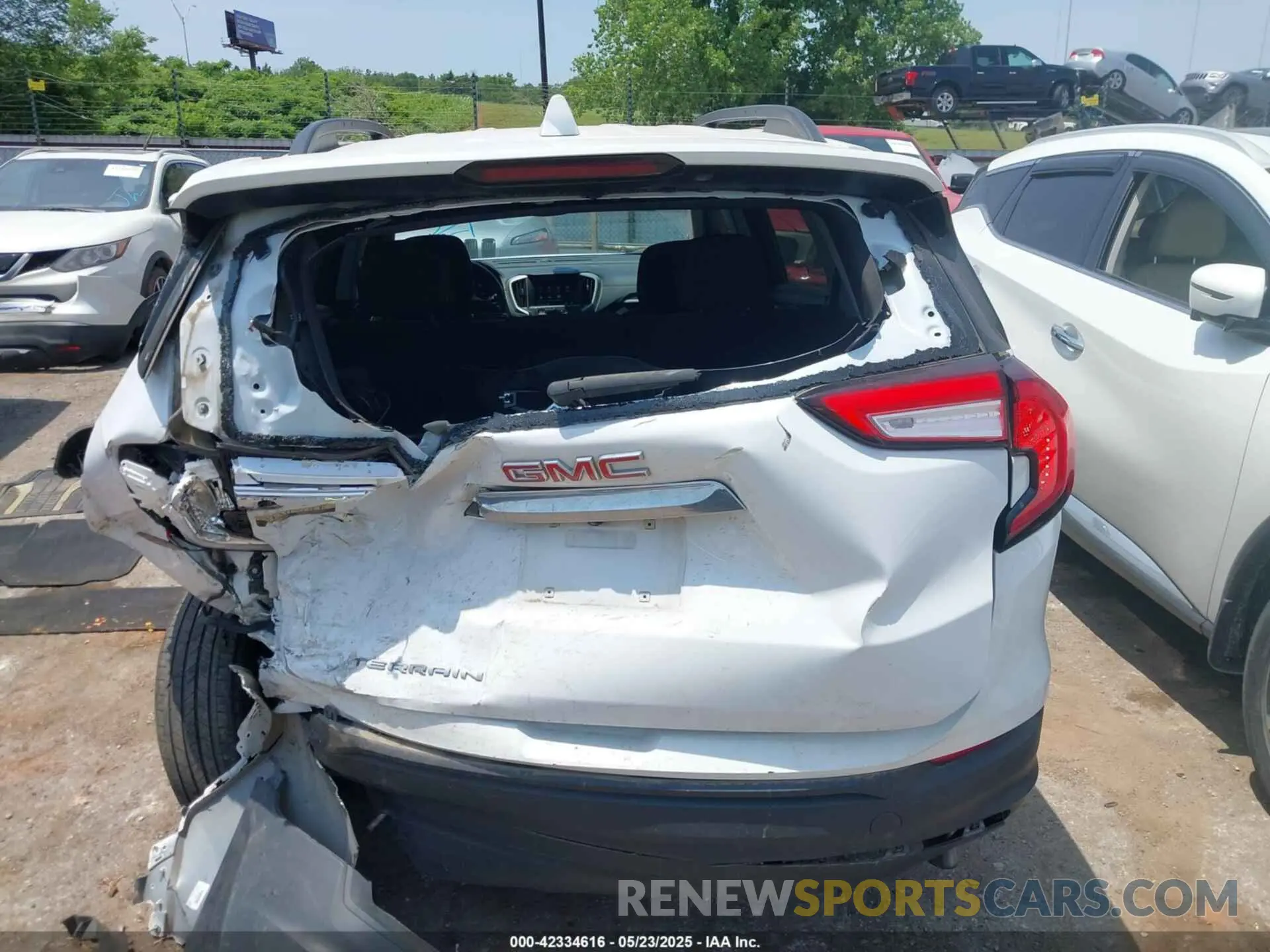 17 fotografías del automóvil dañado 3GKALMEV1NL138927 GMC TERRAIN 2022