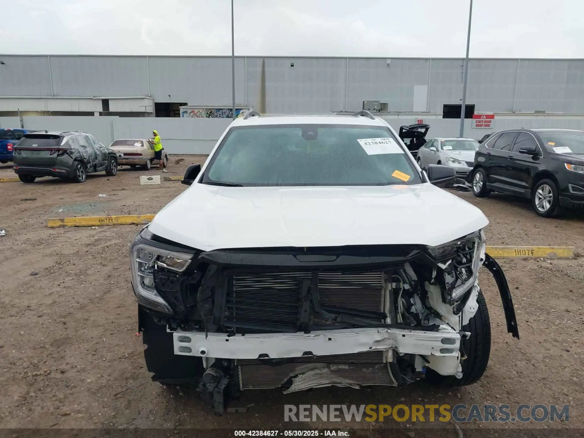 13 fotografías del automóvil dañado 3GKALMEV1NL310132 GMC TERRAIN 2022