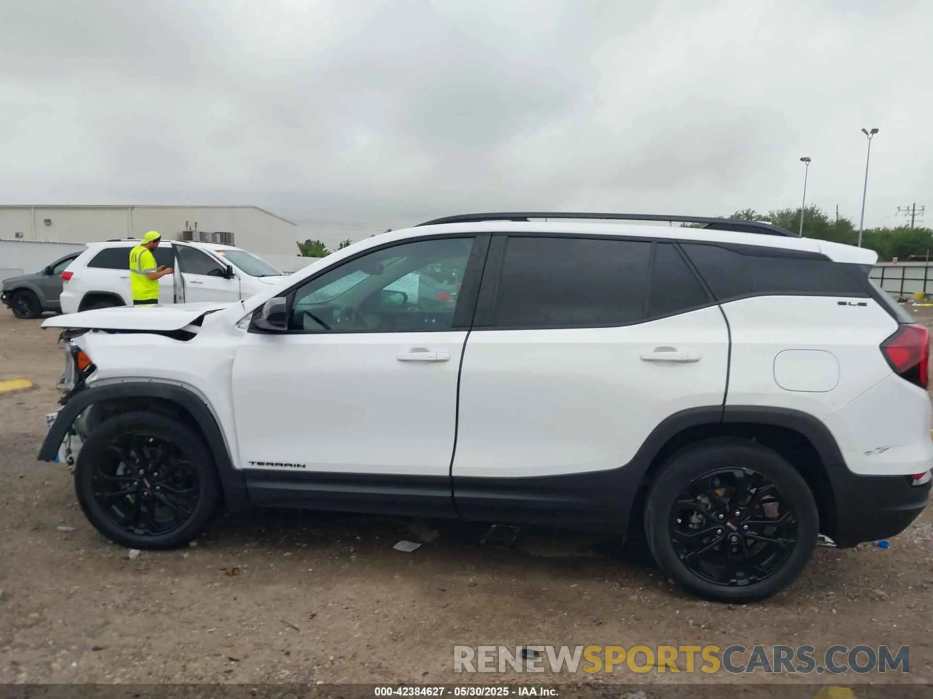 15 fotografías del automóvil dañado 3GKALMEV1NL310132 GMC TERRAIN 2022