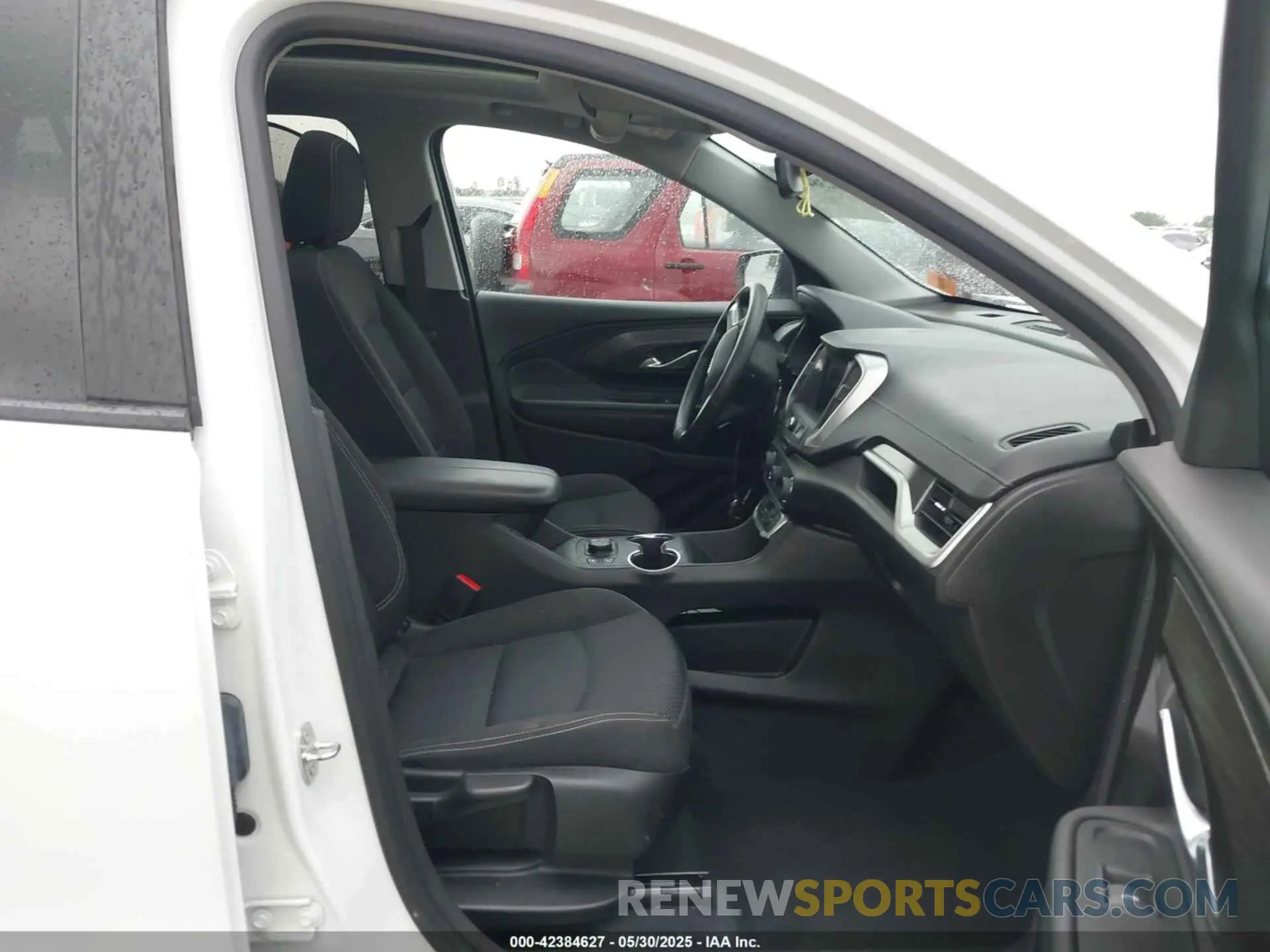 5 fotografías del automóvil dañado 3GKALMEV1NL310132 GMC TERRAIN 2022