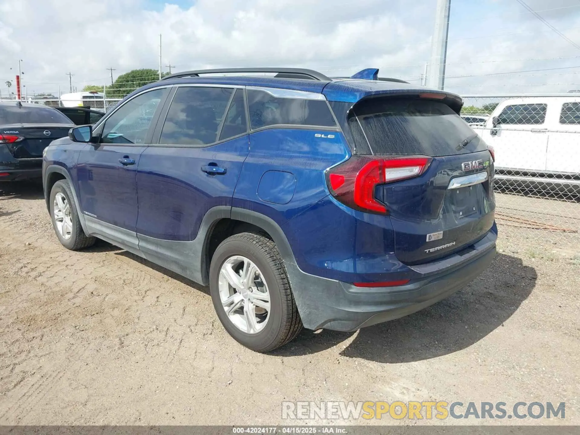 3 fotografías del automóvil dañado 3GKALMEV2NL210055 GMC TERRAIN 2022