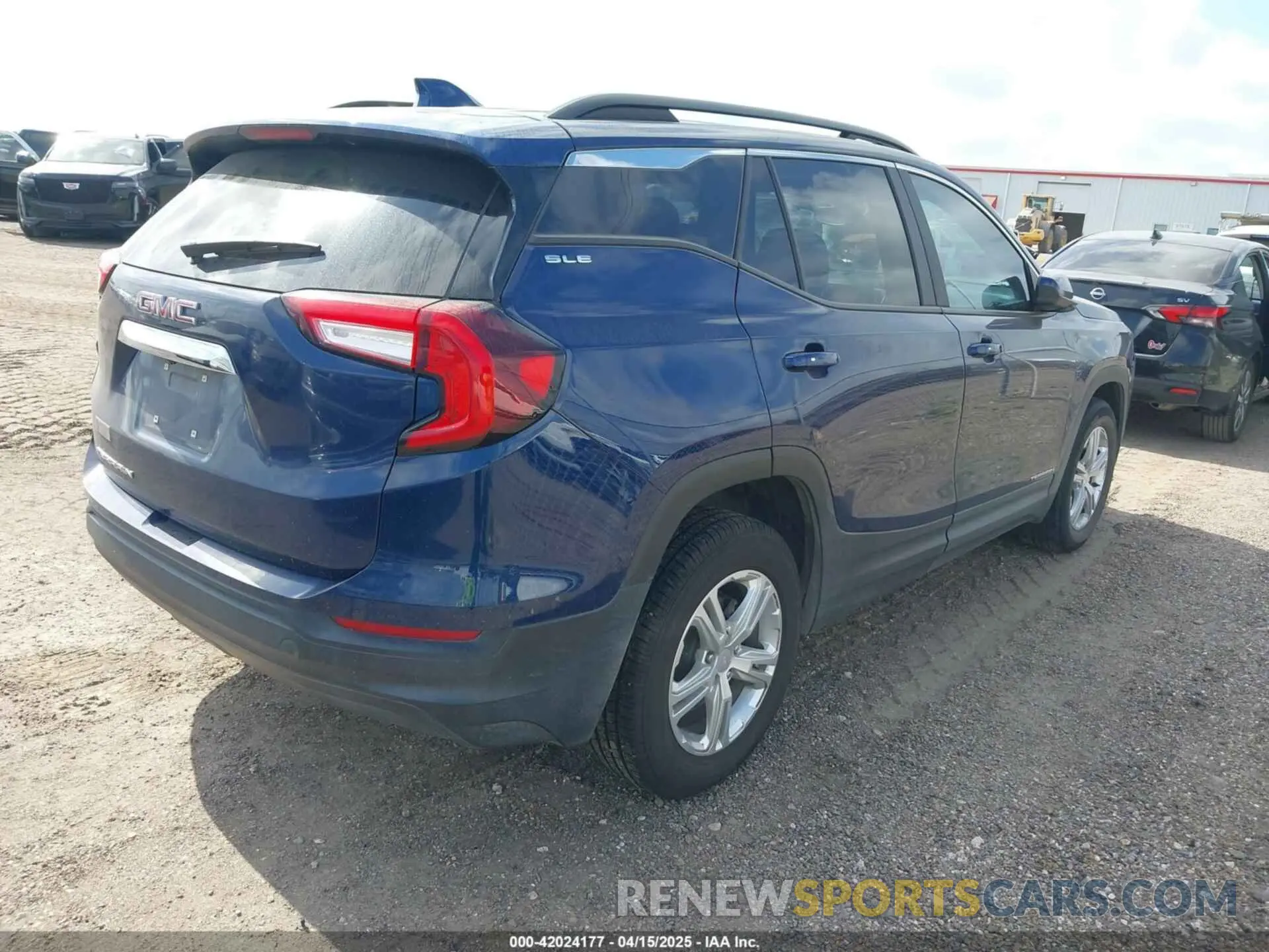 4 fotografías del automóvil dañado 3GKALMEV2NL210055 GMC TERRAIN 2022