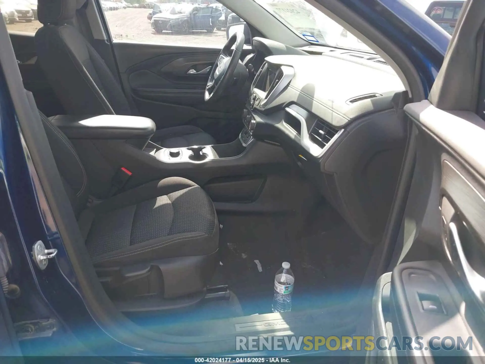 5 fotografías del automóvil dañado 3GKALMEV2NL210055 GMC TERRAIN 2022