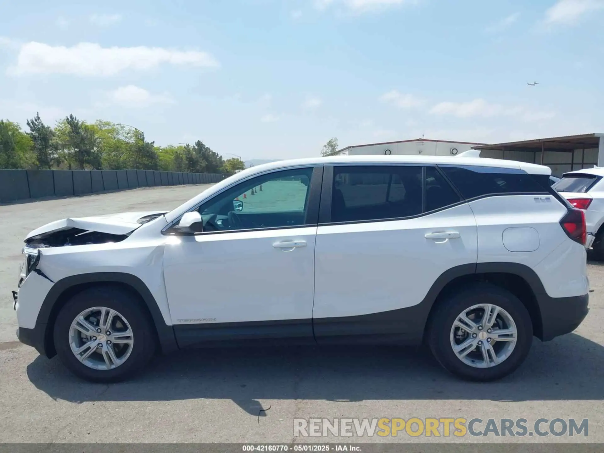 14 fotografías del automóvil dañado 3GKALMEV3NL228452 GMC TERRAIN 2022