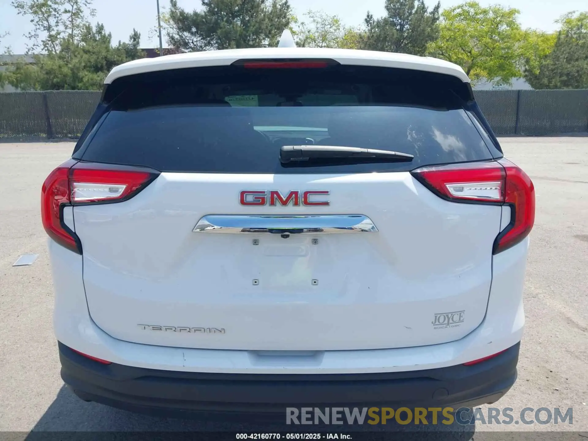 16 fotografías del automóvil dañado 3GKALMEV3NL228452 GMC TERRAIN 2022