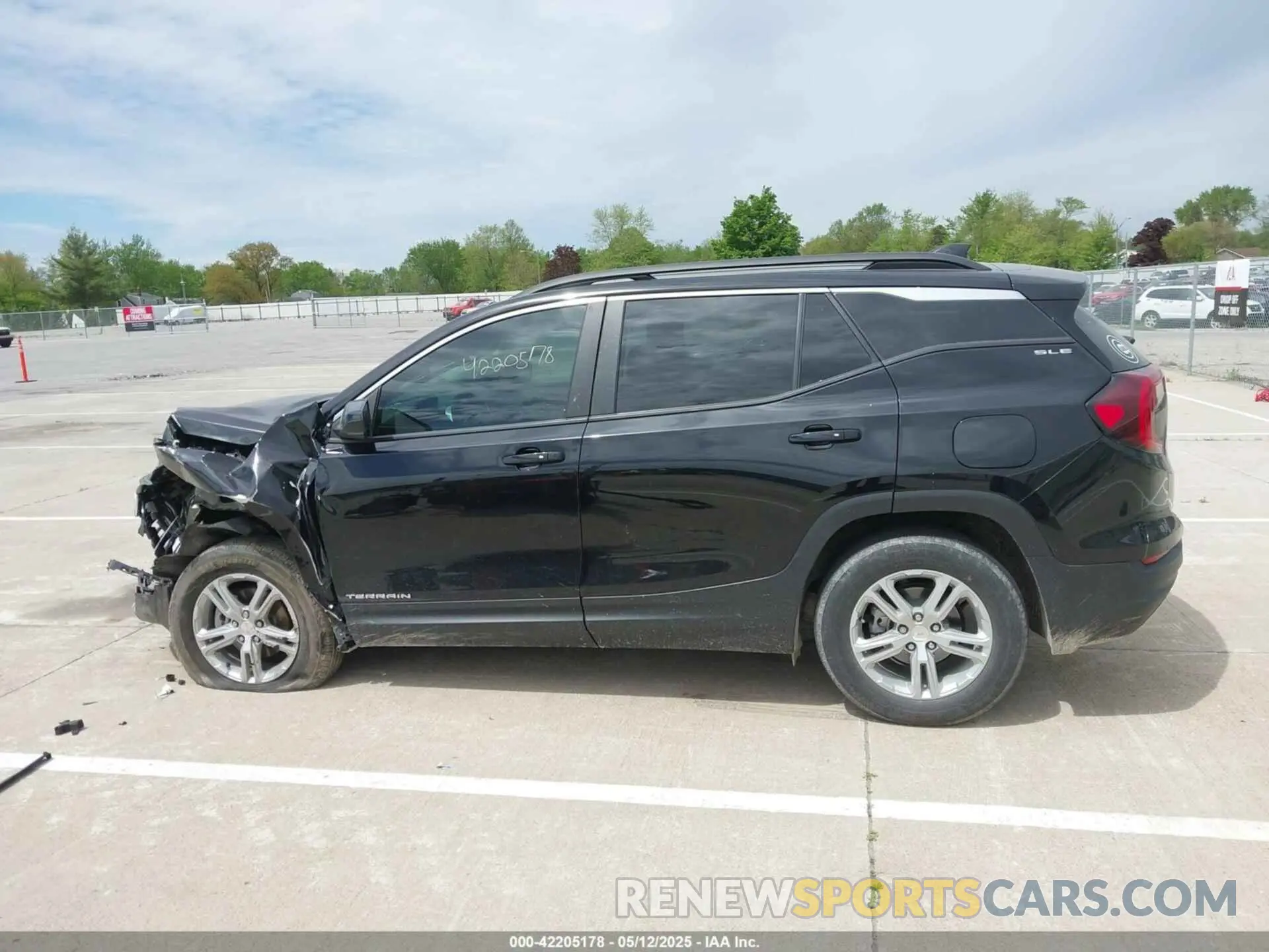 15 fotografías del automóvil dañado 3GKALMEV4NL274386 GMC TERRAIN 2022
