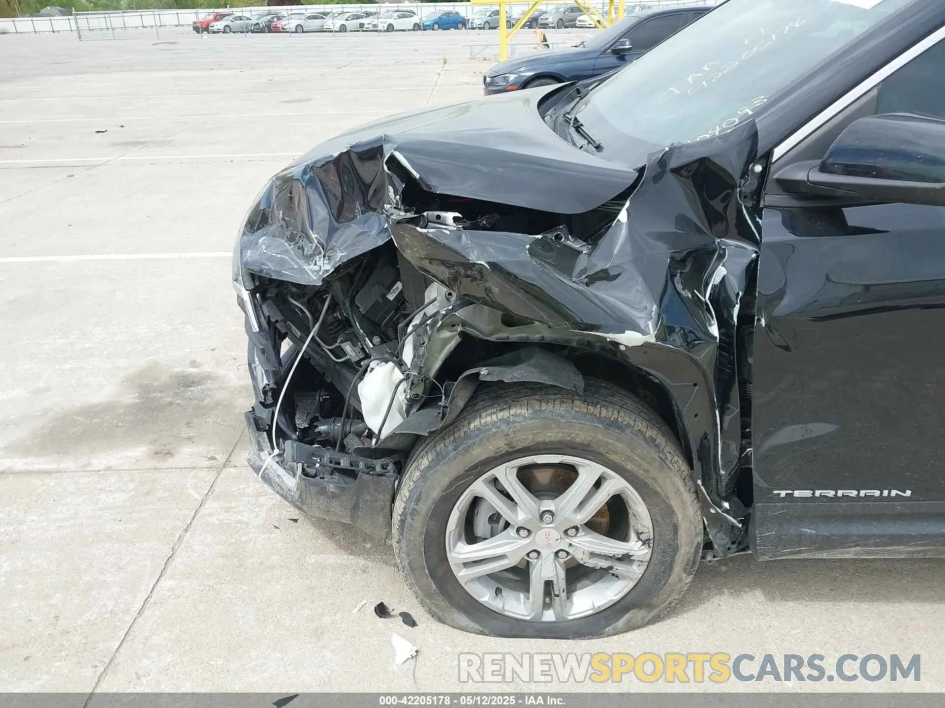 19 fotografías del automóvil dañado 3GKALMEV4NL274386 GMC TERRAIN 2022