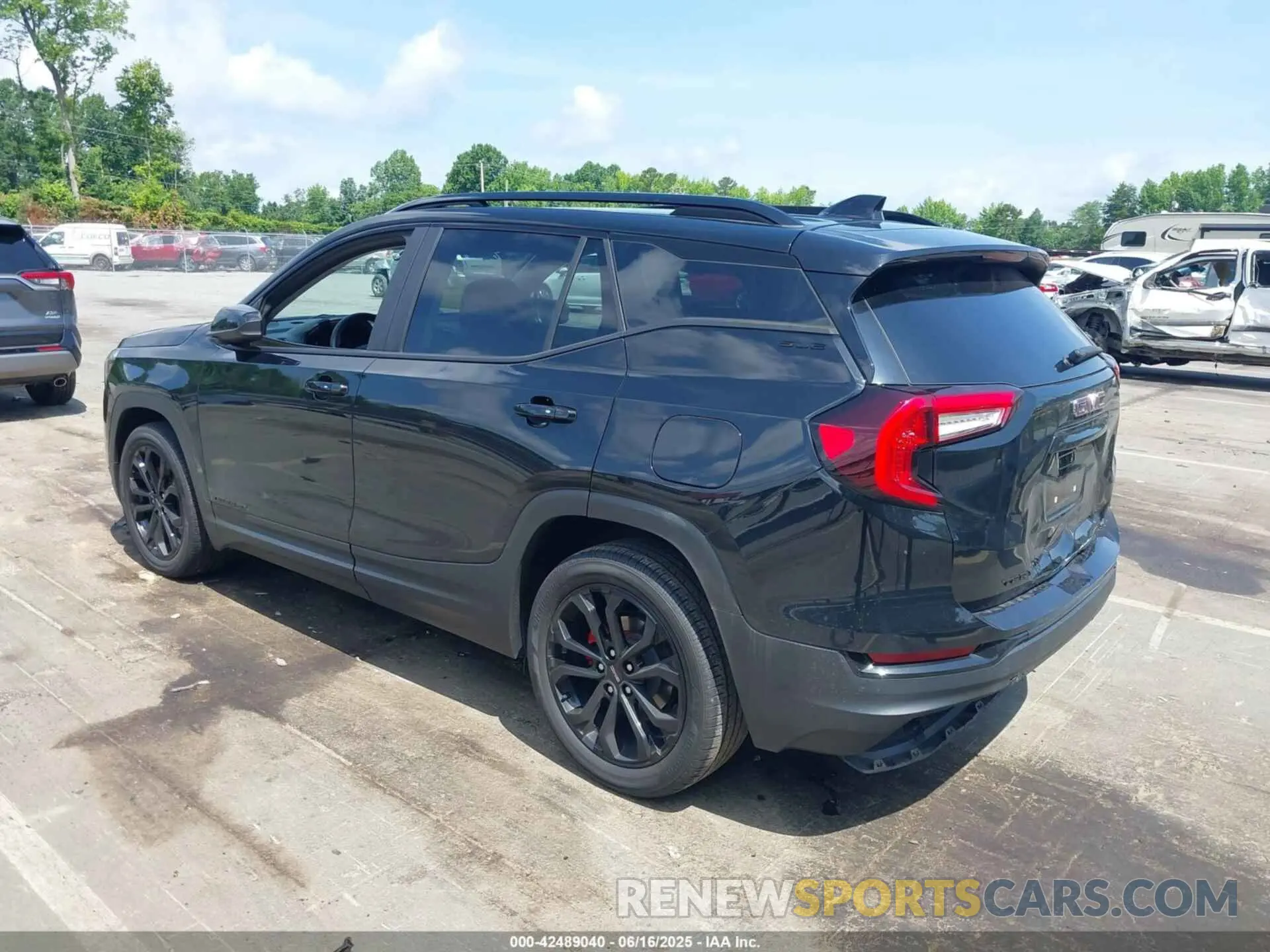 3 fotografías del automóvil dañado 3GKALMEV5NL207280 GMC TERRAIN 2022