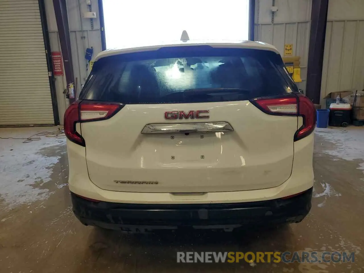 6 fotografías del automóvil dañado 3GKALMEV5NL274672 GMC TERRAIN 2022