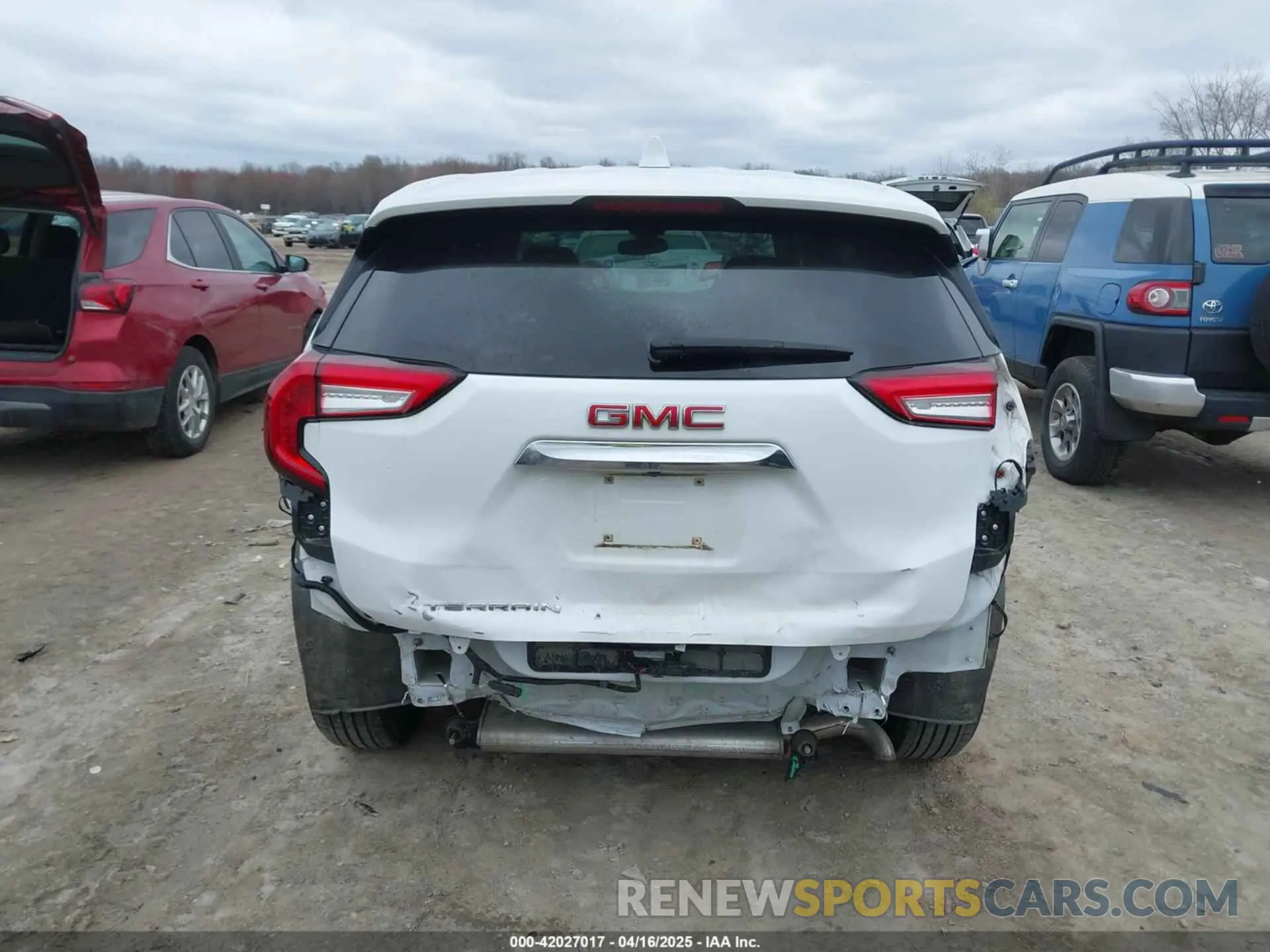 17 fotografías del automóvil dañado 3GKALMEV6NL253068 GMC TERRAIN 2022