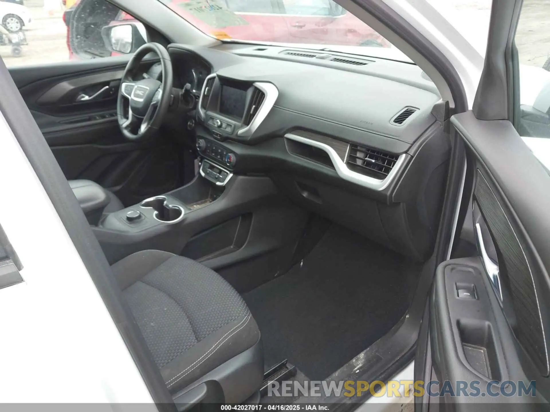 5 fotografías del automóvil dañado 3GKALMEV6NL253068 GMC TERRAIN 2022
