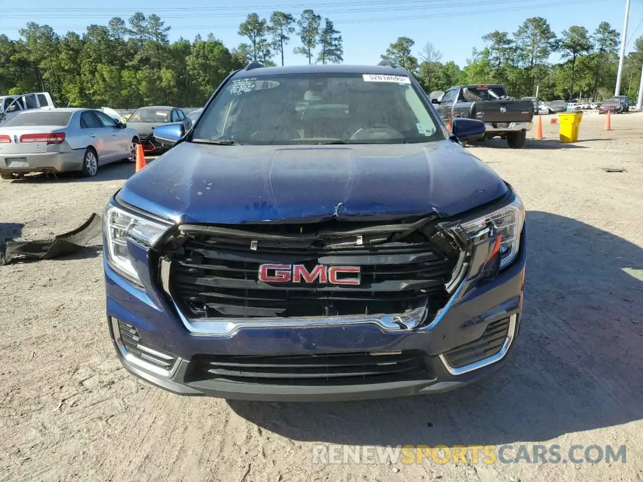 5 fotografías del automóvil dañado 3GKALMEV6NL305668 GMC TERRAIN 2022