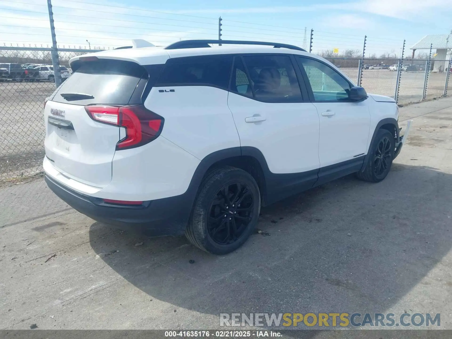 4 fotografías del automóvil dañado 3GKALMEV6NL309218 GMC TERRAIN 2022