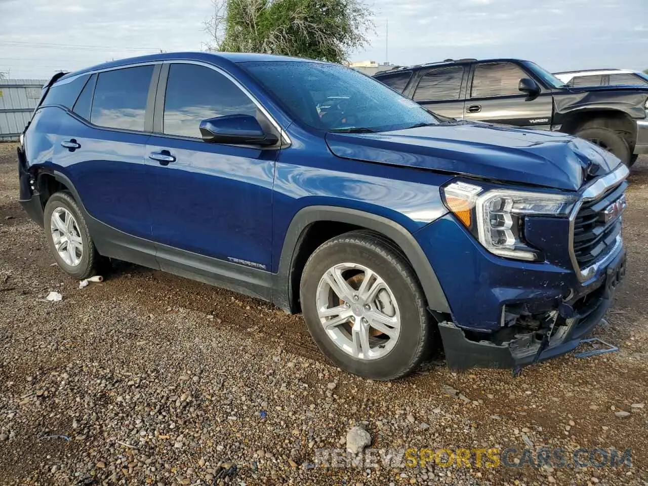 4 fotografías del automóvil dañado 3GKALMEV7NL207197 GMC TERRAIN 2022