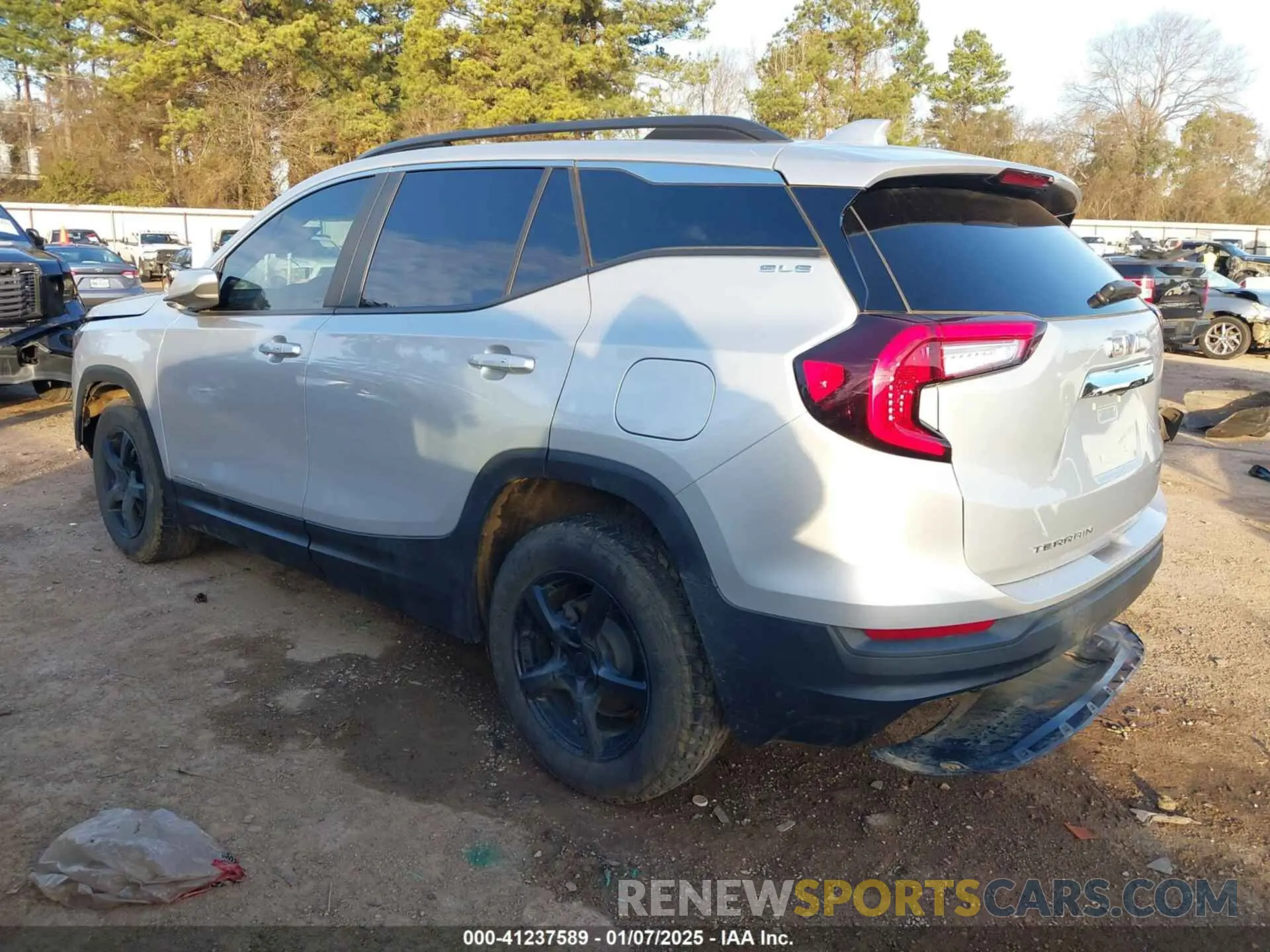 3 fotografías del automóvil dañado 3GKALMEV8NL101079 GMC TERRAIN 2022