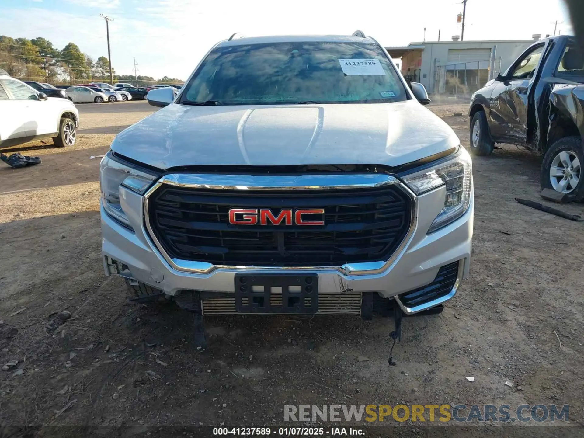 6 fotografías del automóvil dañado 3GKALMEV8NL101079 GMC TERRAIN 2022