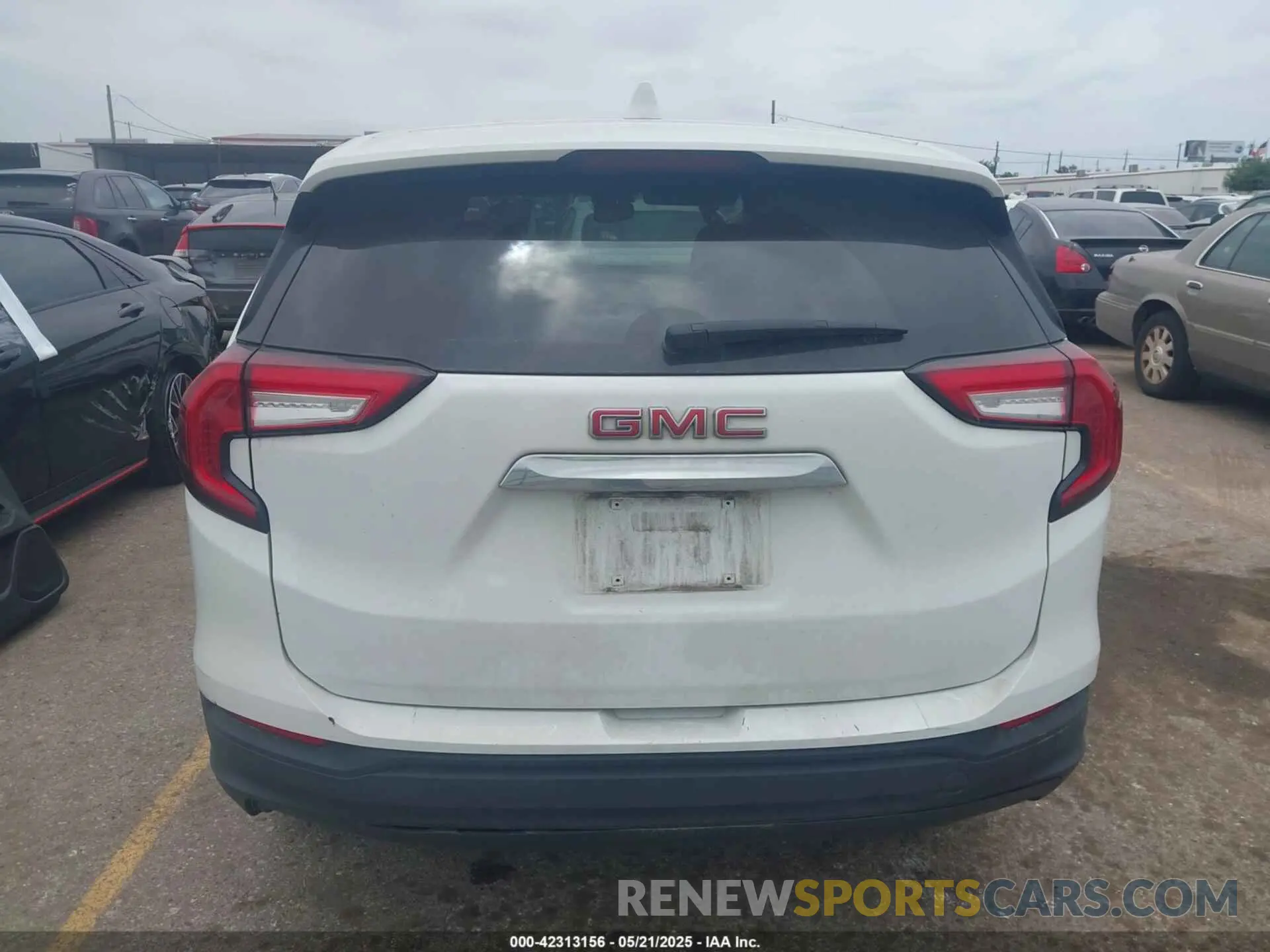 16 fotografías del automóvil dañado 3GKALMEV9NL145107 GMC TERRAIN 2022