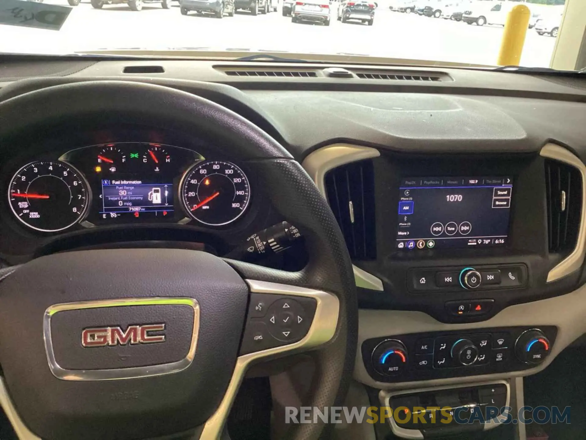 2 fotografías del automóvil dañado 3GKALMEV9NL212210 GMC TERRAIN 2022