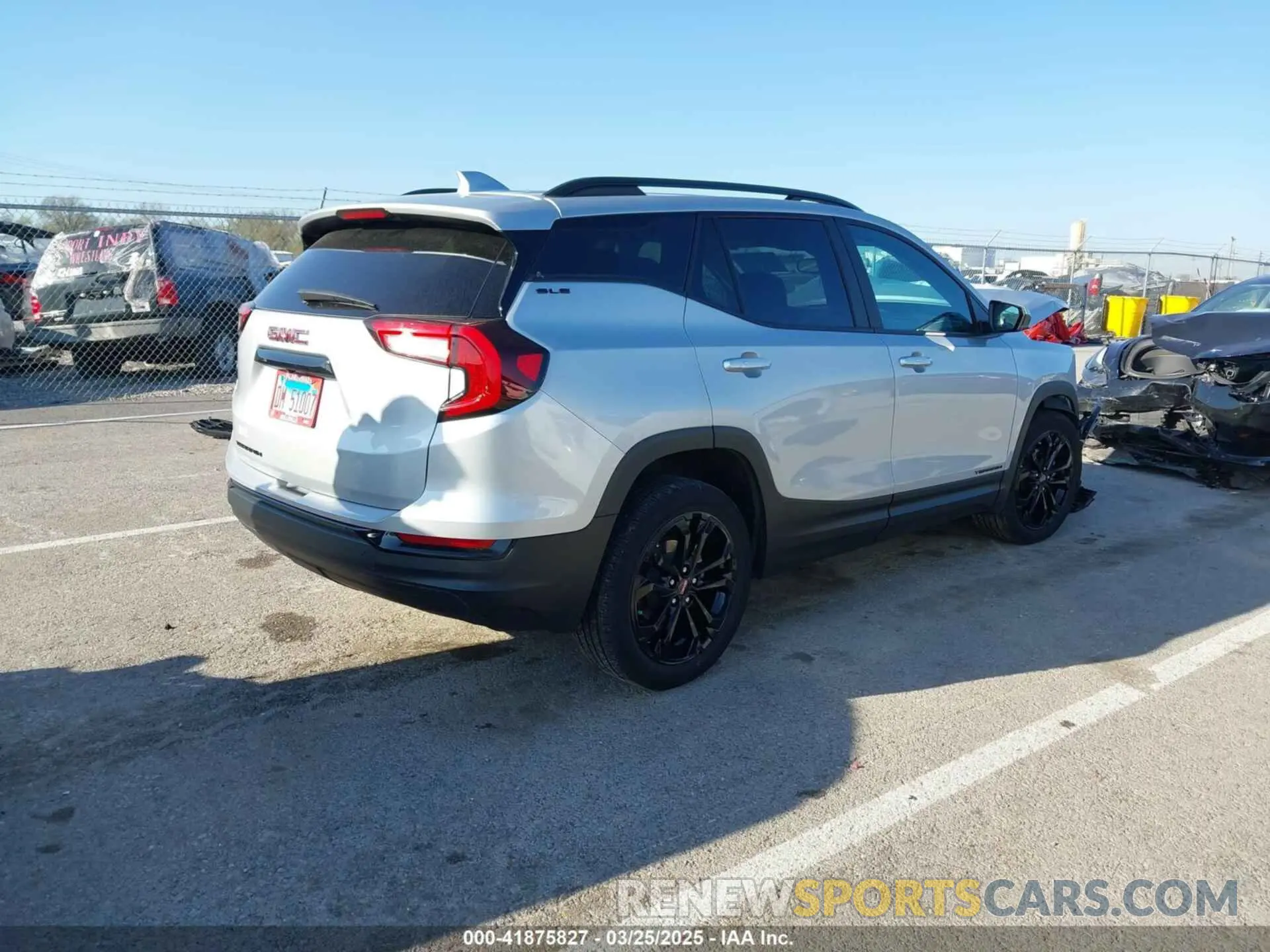 4 fotografías del automóvil dañado 3GKALMEV9NL257678 GMC TERRAIN 2022