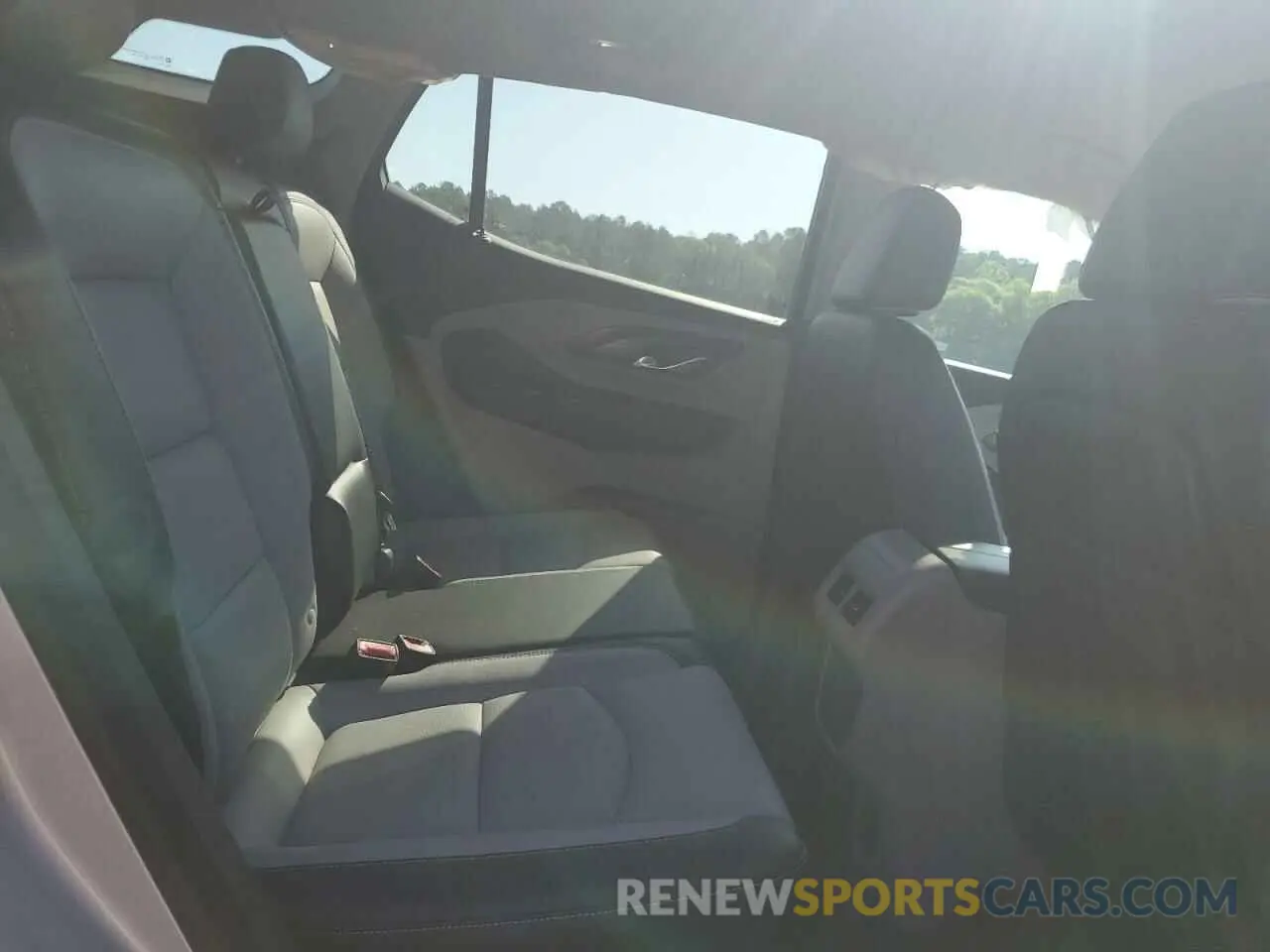 11 fotografías del automóvil dañado 3GKALPEV4NL107205 GMC TERRAIN 2022