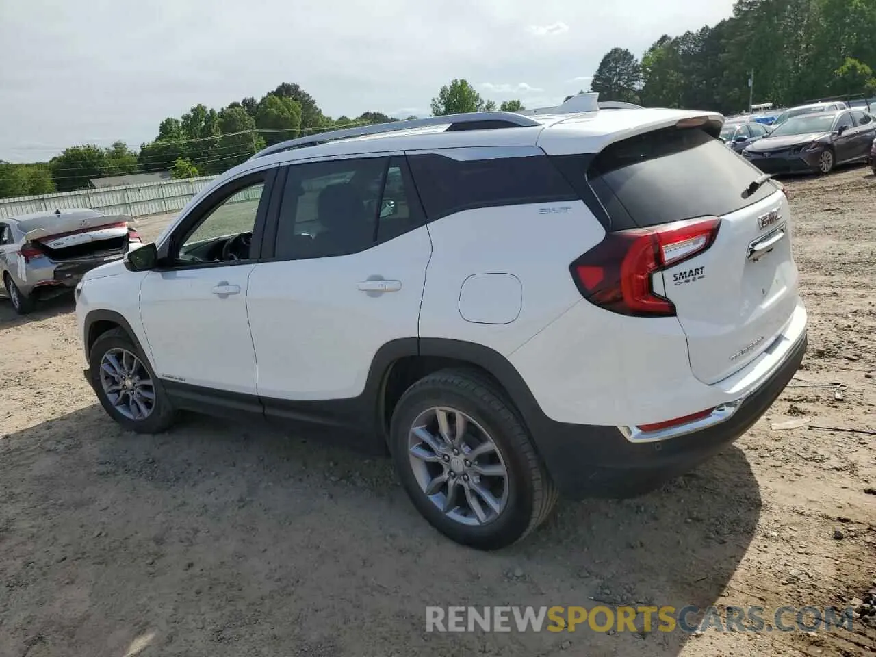 2 fotografías del automóvil dañado 3GKALPEV4NL304777 GMC TERRAIN 2022