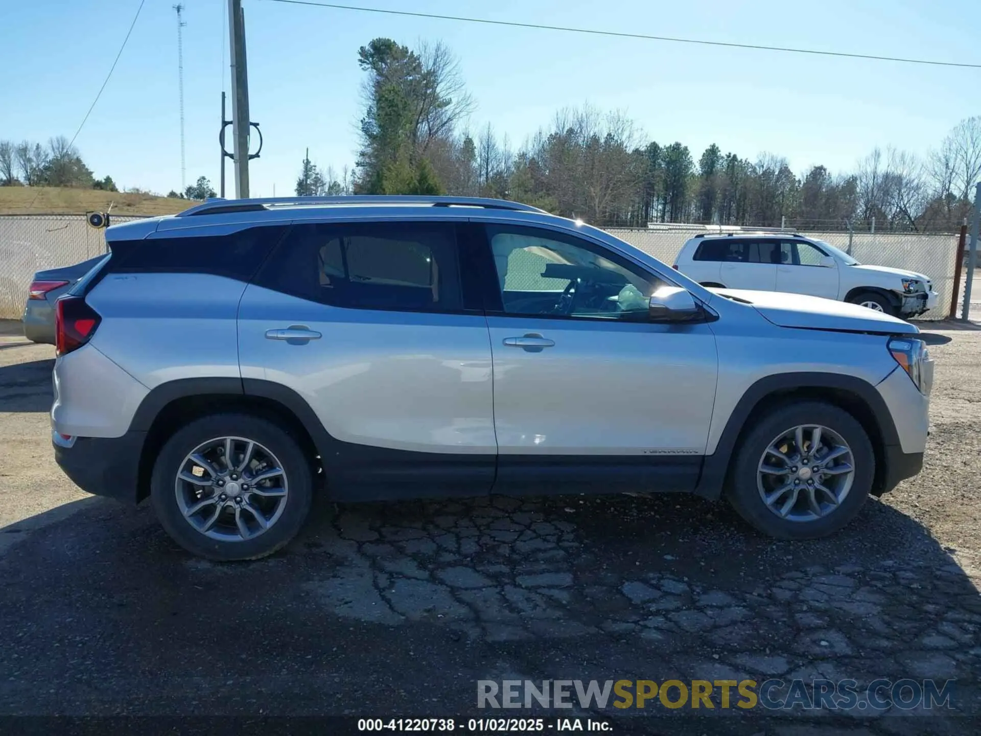 13 fotografías del automóvil dañado 3GKALPEV7NL106825 GMC TERRAIN 2022