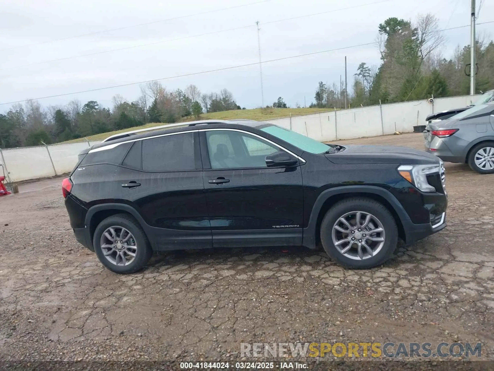 14 fotografías del automóvil dañado 3GKALPEV7NL271077 GMC TERRAIN 2022