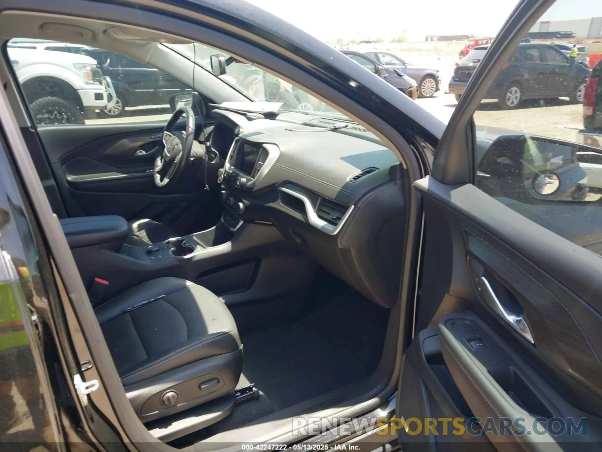 5 fotografías del automóvil dañado 3GKALPEVXNL280050 GMC TERRAIN 2022