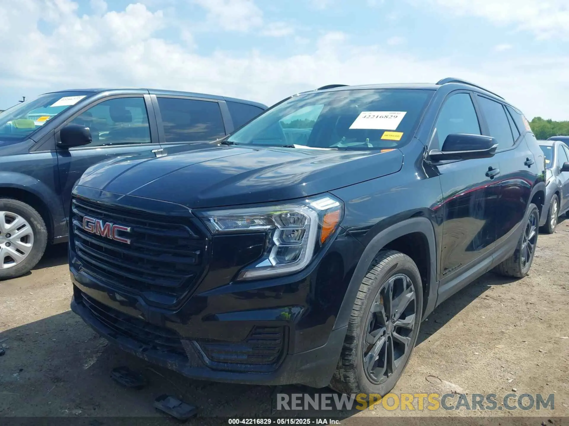 2 fotografías del automóvil dañado 3GKALTEV0NL206712 GMC TERRAIN 2022