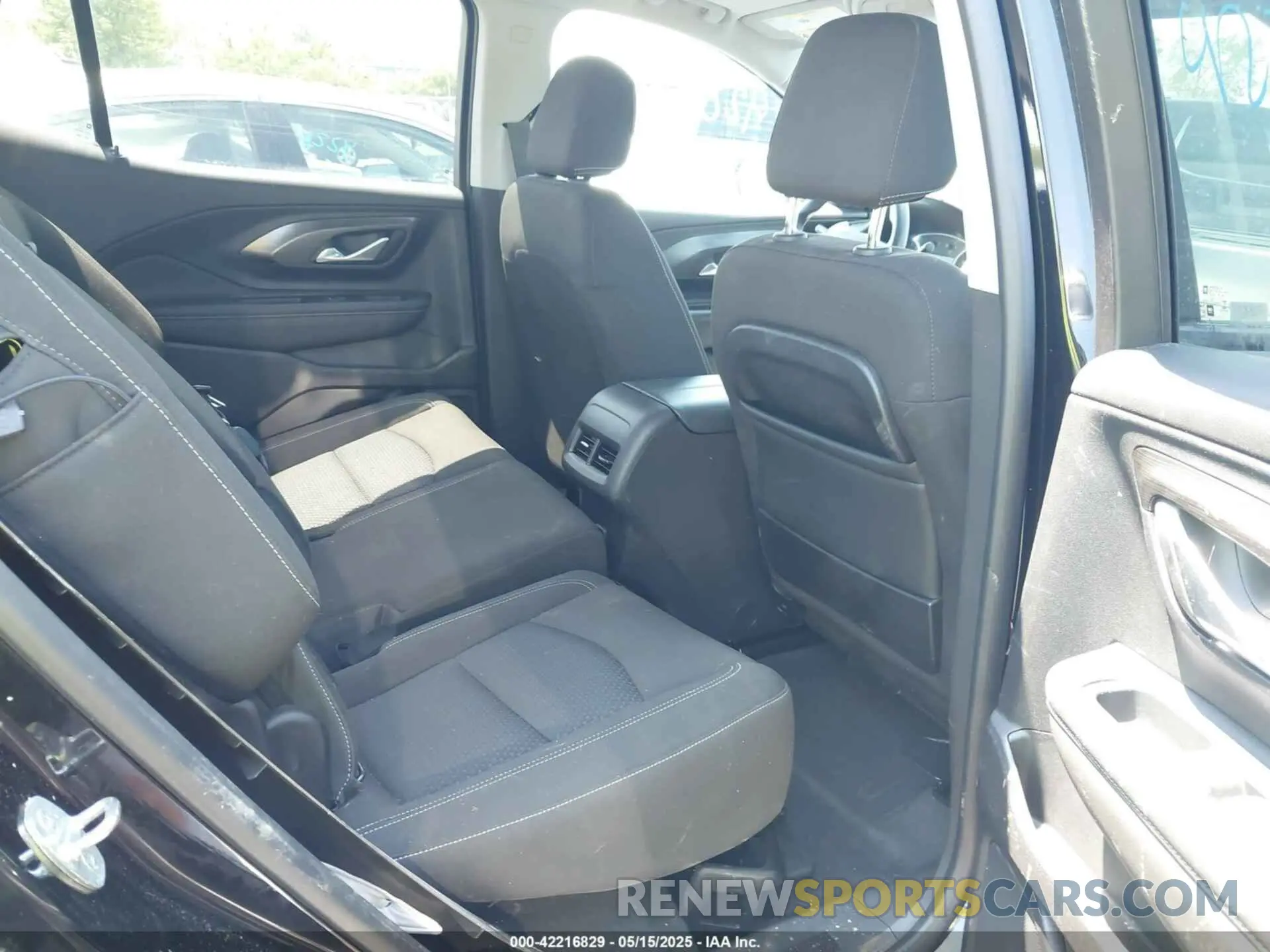 8 fotografías del automóvil dañado 3GKALTEV0NL206712 GMC TERRAIN 2022