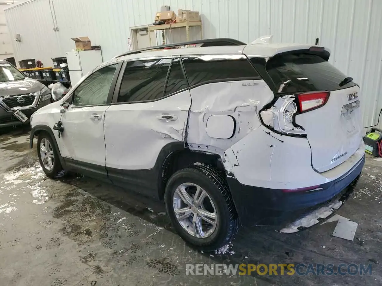 2 fotografías del automóvil dañado 3GKALTEV2NL127557 GMC TERRAIN 2022