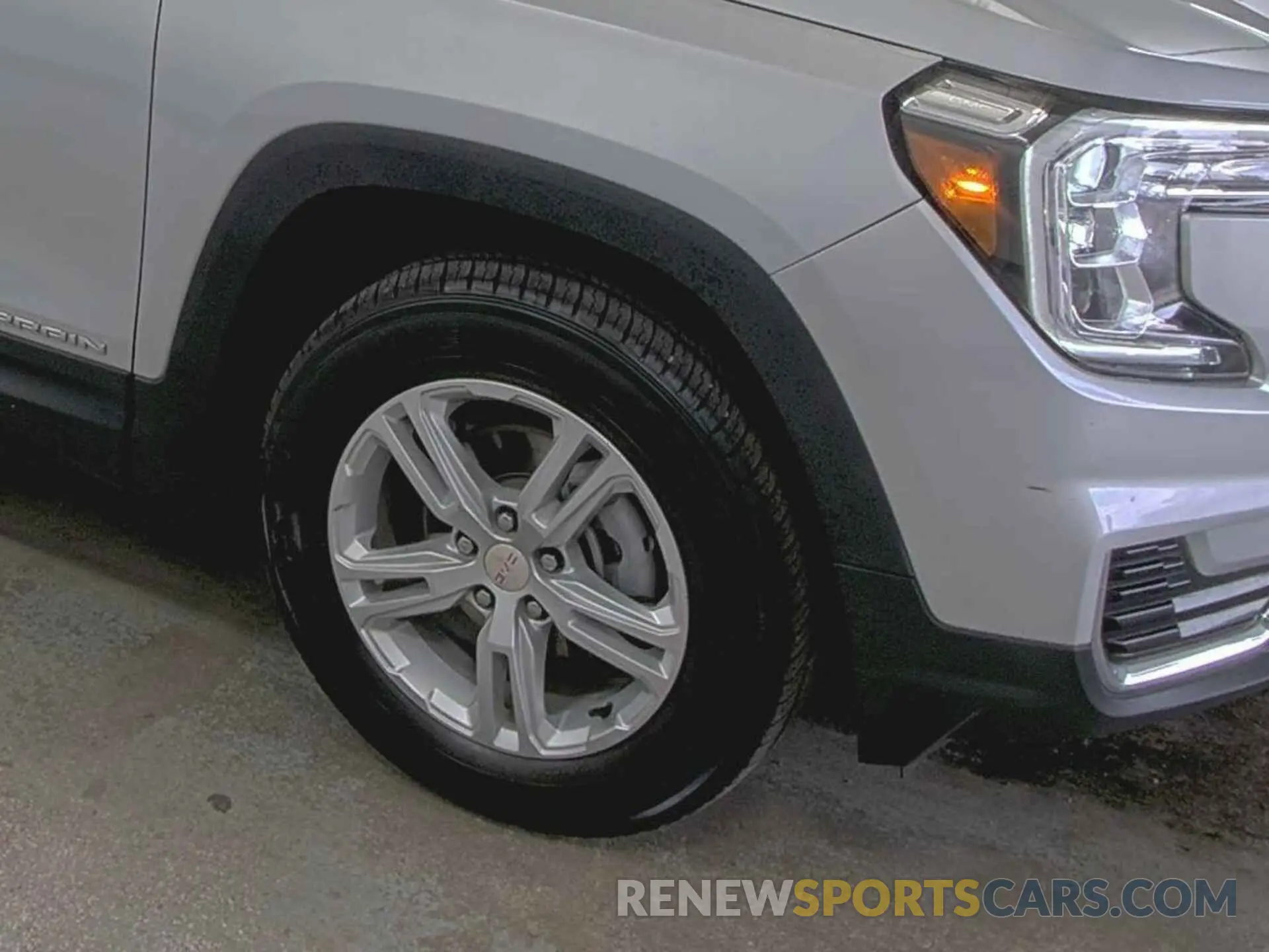 13 fotografías del automóvil dañado 3GKALTEV5NL230570 GMC TERRAIN 2022