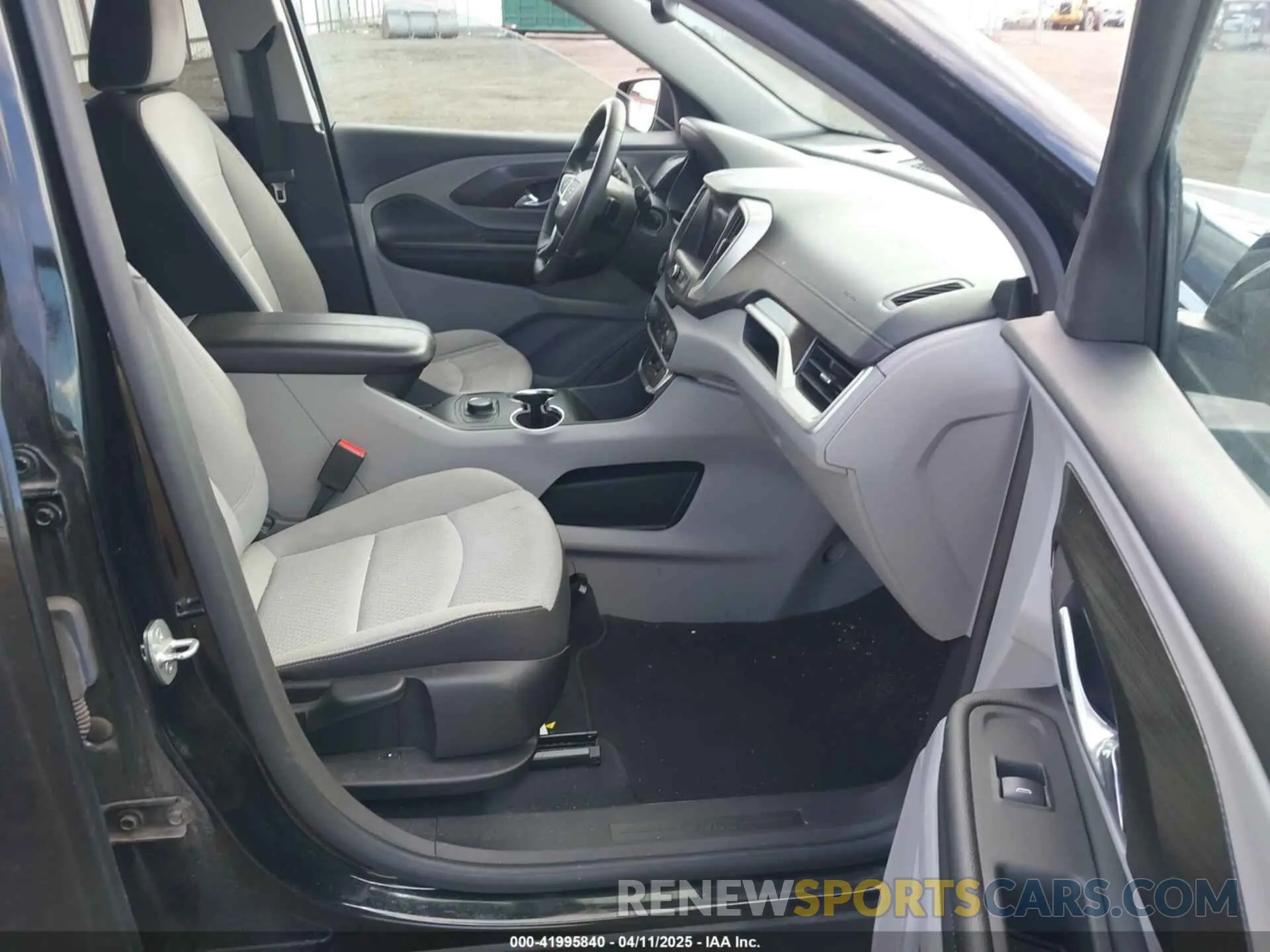 5 fotografías del automóvil dañado 3GKALTEV6NL167656 GMC TERRAIN 2022