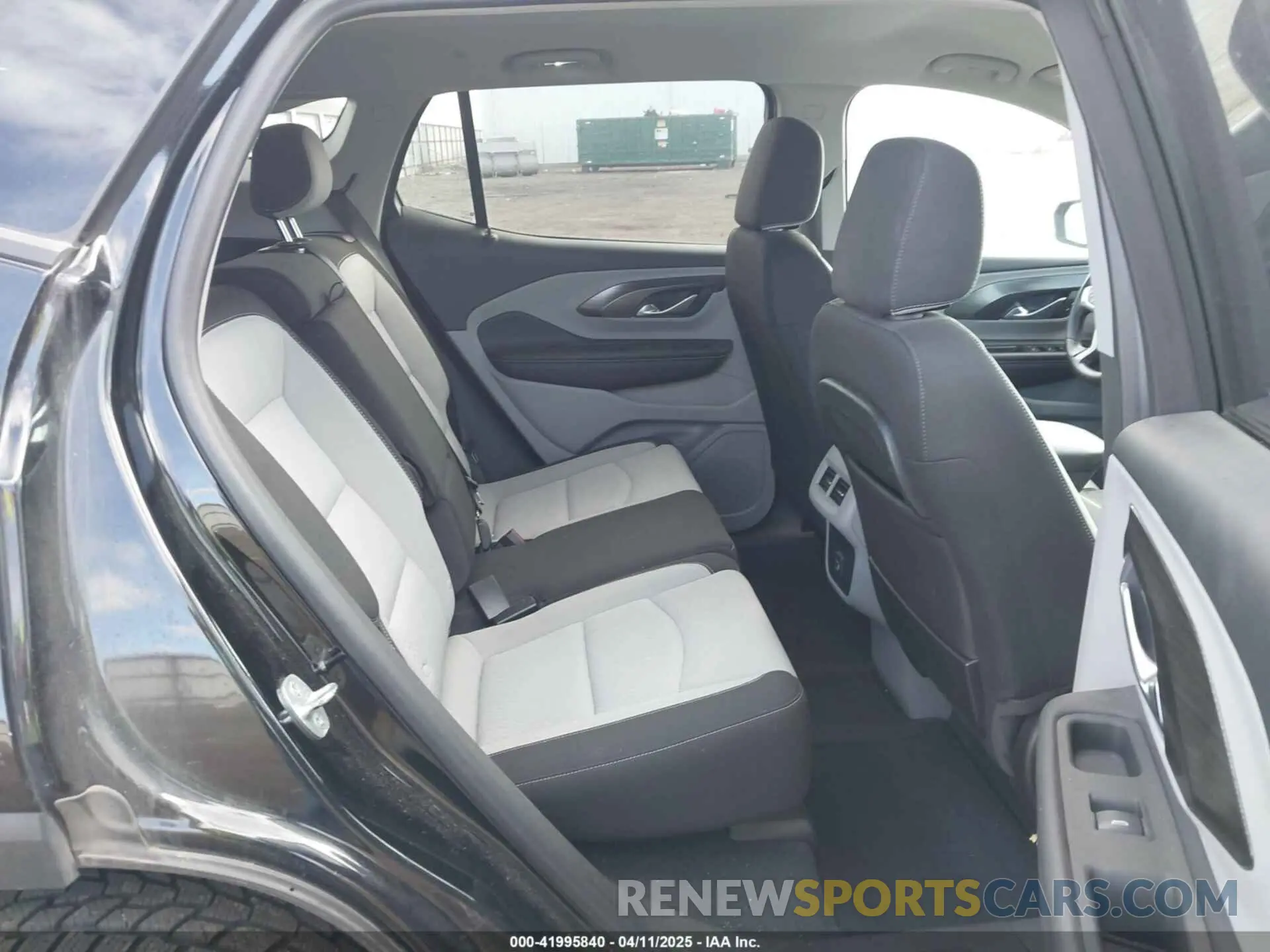 8 fotografías del automóvil dañado 3GKALTEV6NL167656 GMC TERRAIN 2022