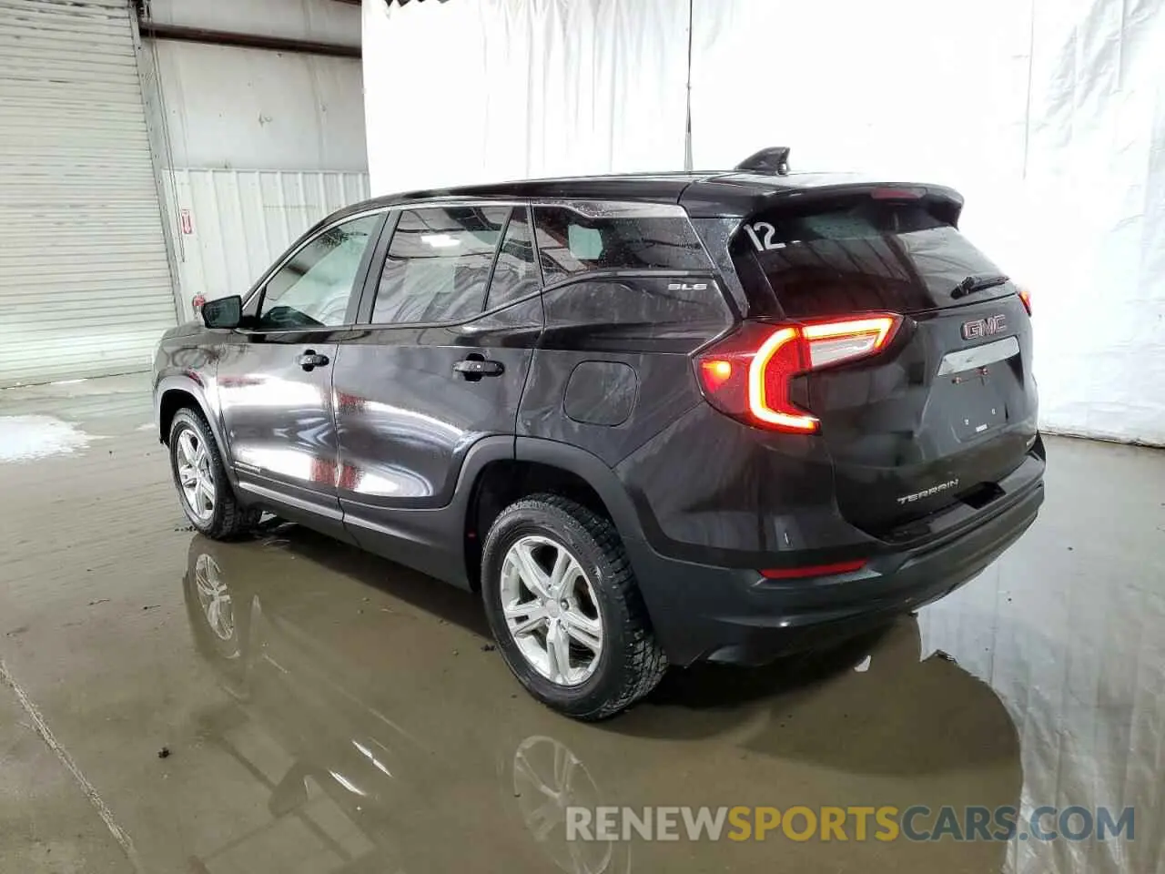2 fotografías del automóvil dañado 3GKALTEV6NL176647 GMC TERRAIN 2022