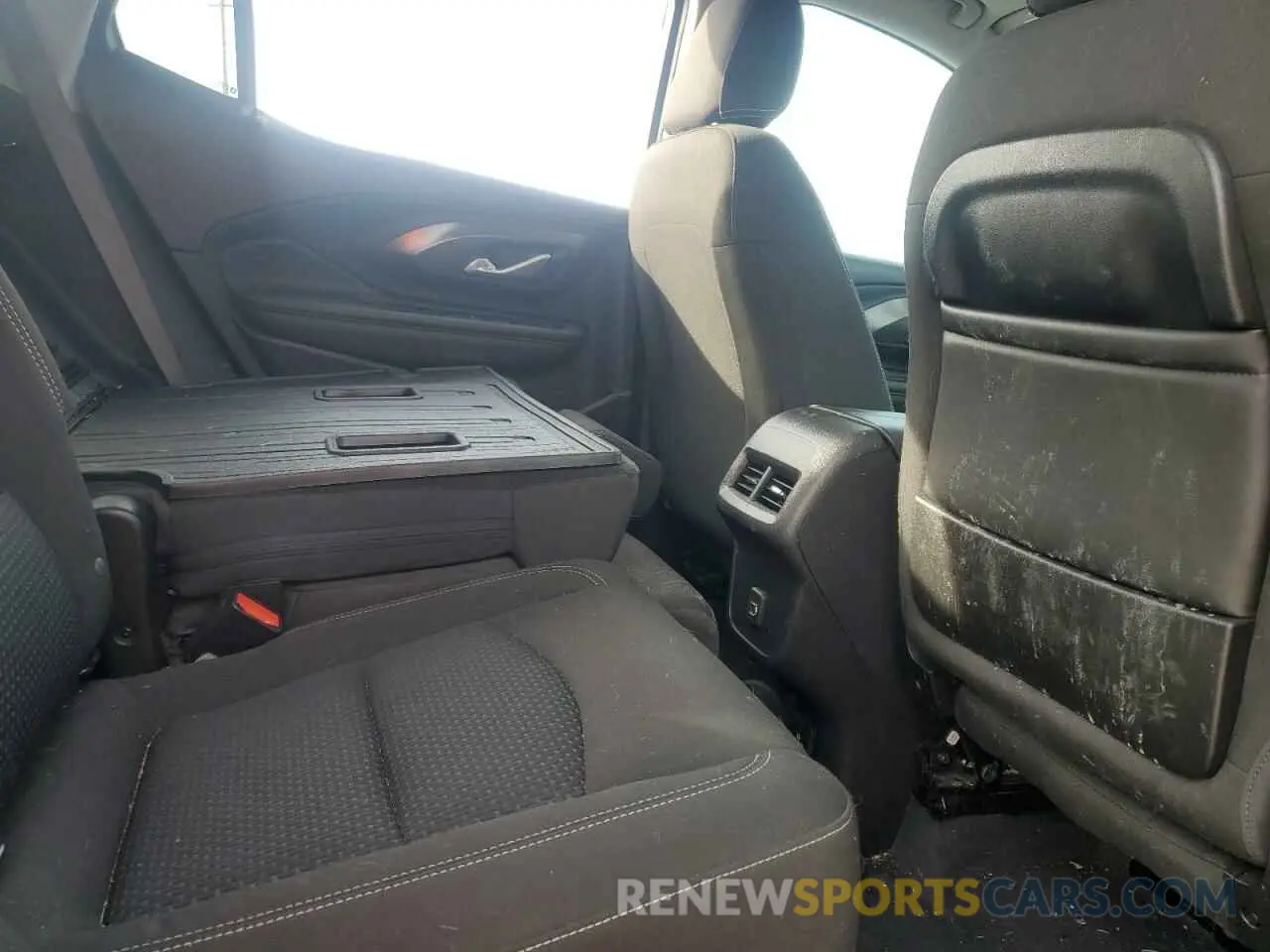 10 fotografías del automóvil dañado 3GKALTEV7NL120961 GMC TERRAIN 2022