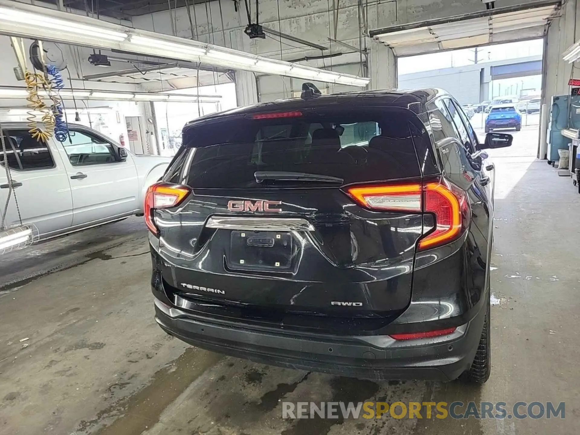 21 fotografías del automóvil dañado 3GKALTEV7NL234328 GMC TERRAIN 2022