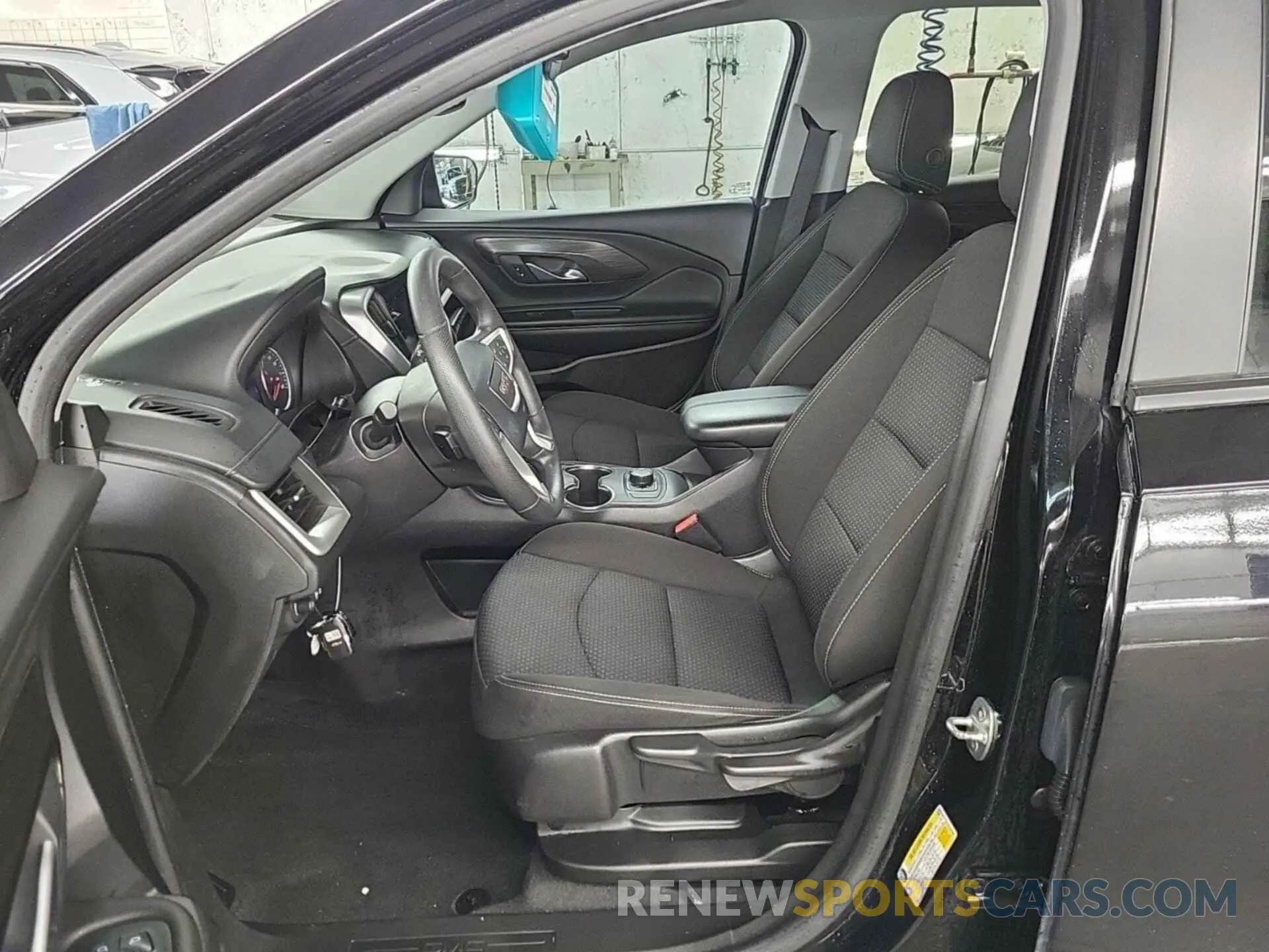 4 fotografías del automóvil dañado 3GKALTEV7NL234328 GMC TERRAIN 2022