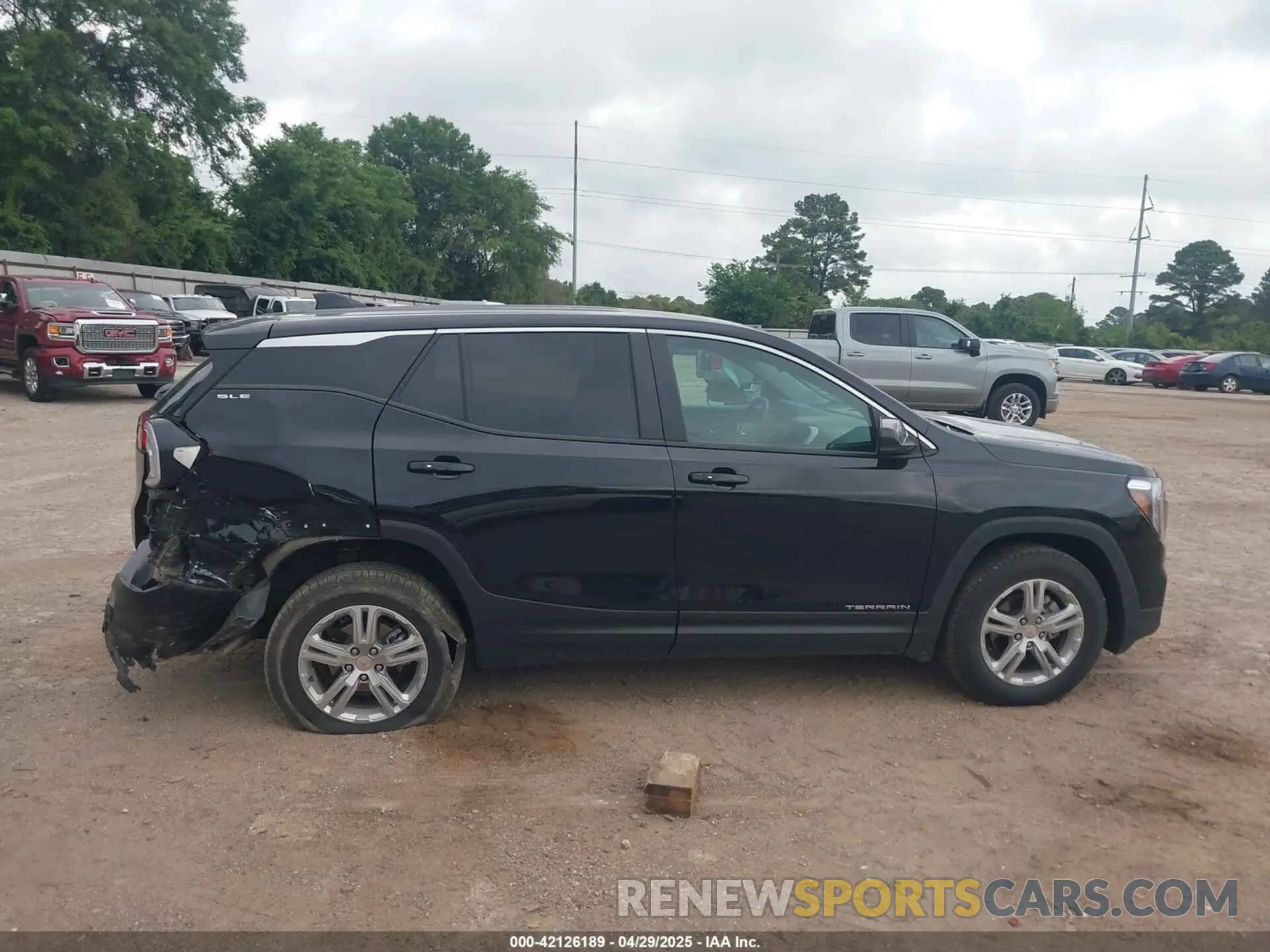 14 fotografías del automóvil dañado 3GKALTEV8NL167447 GMC TERRAIN 2022
