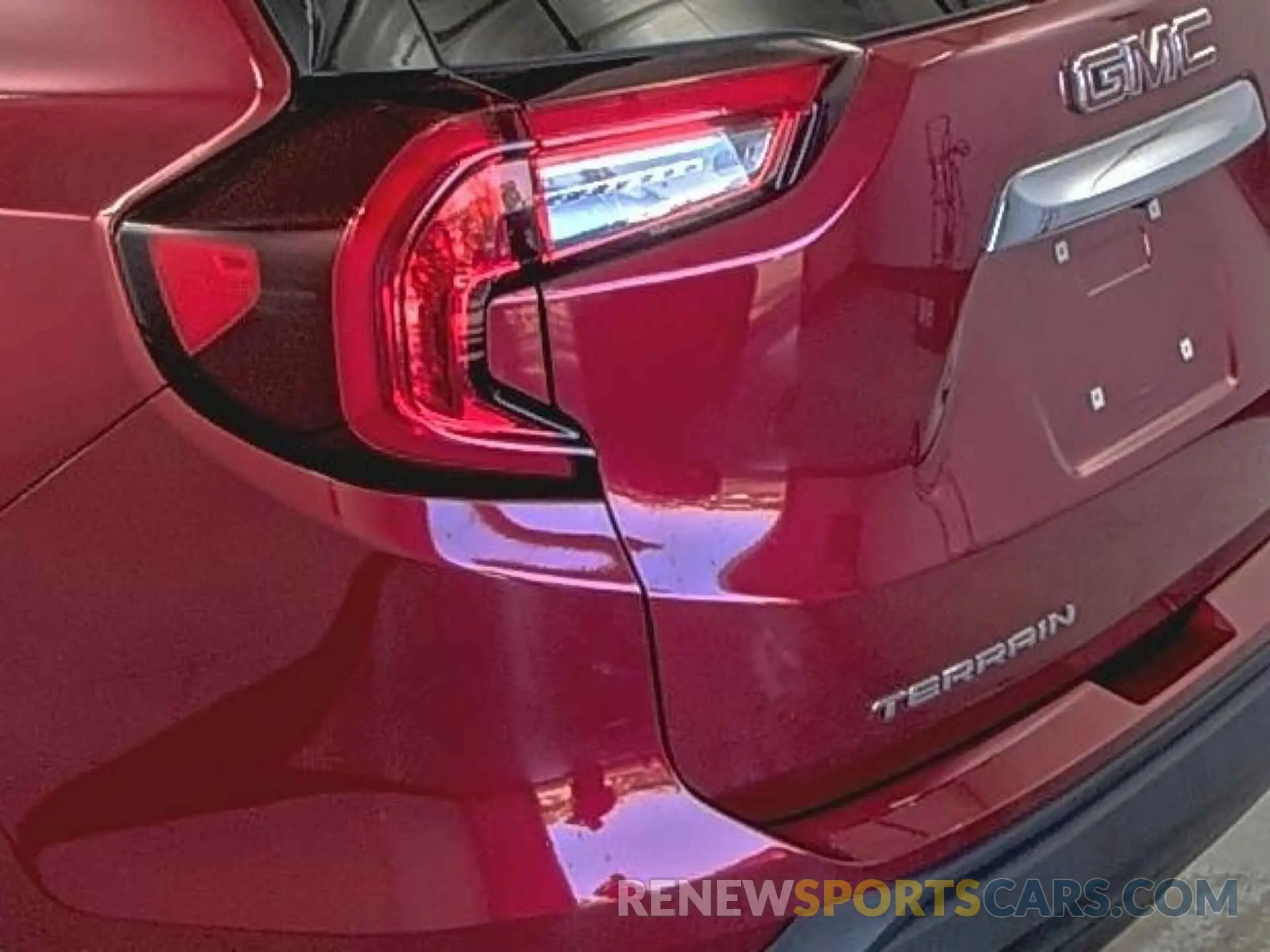 24 fotografías del automóvil dañado 3GKALTEV8NL201581 GMC TERRAIN 2022