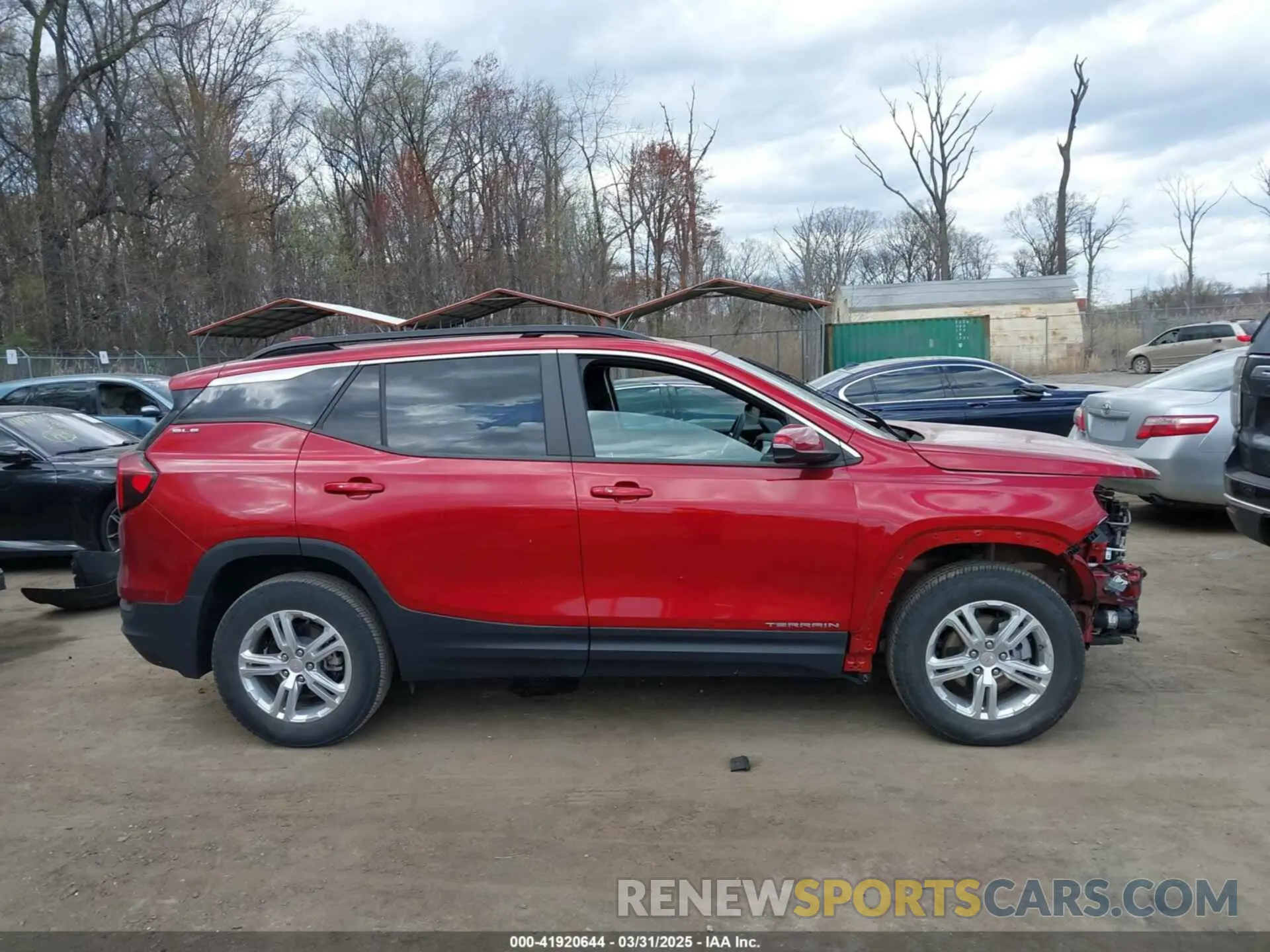13 fotografías del automóvil dañado 3GKALTEVXNL191541 GMC TERRAIN 2022