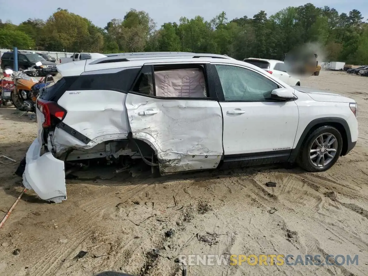 3 fotografías del automóvil dañado 3GKALVEV2NL101827 GMC TERRAIN 2022