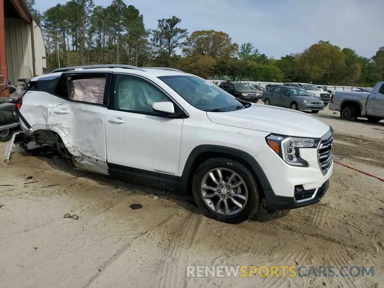 4 fotografías del automóvil dañado 3GKALVEV2NL101827 GMC TERRAIN 2022